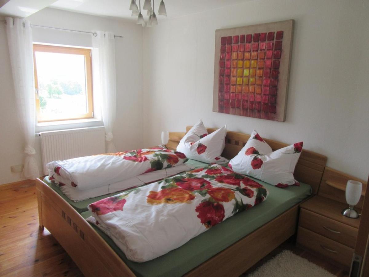 Ferienwohnung Oettersbach Попенхаузен Екстериор снимка